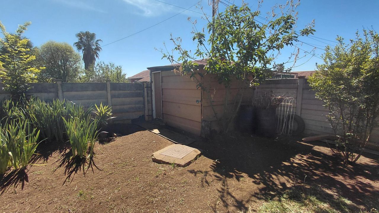 Photo 27 of 27