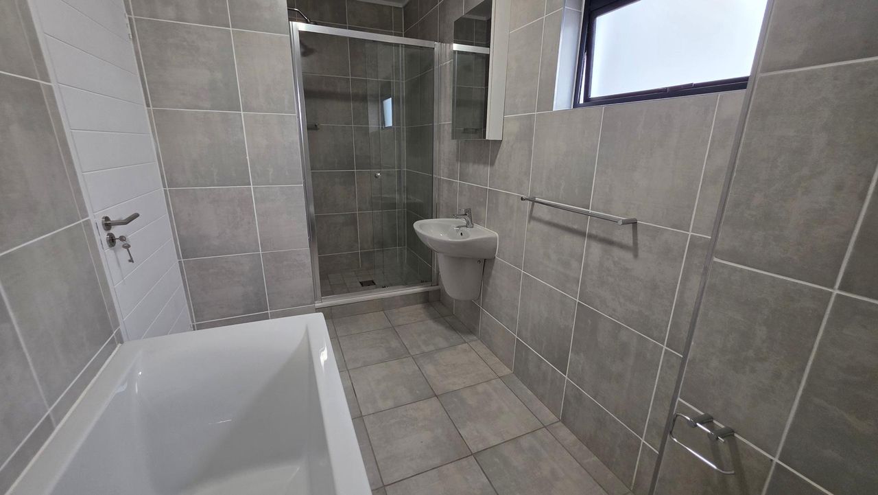 Photo 17 of 29