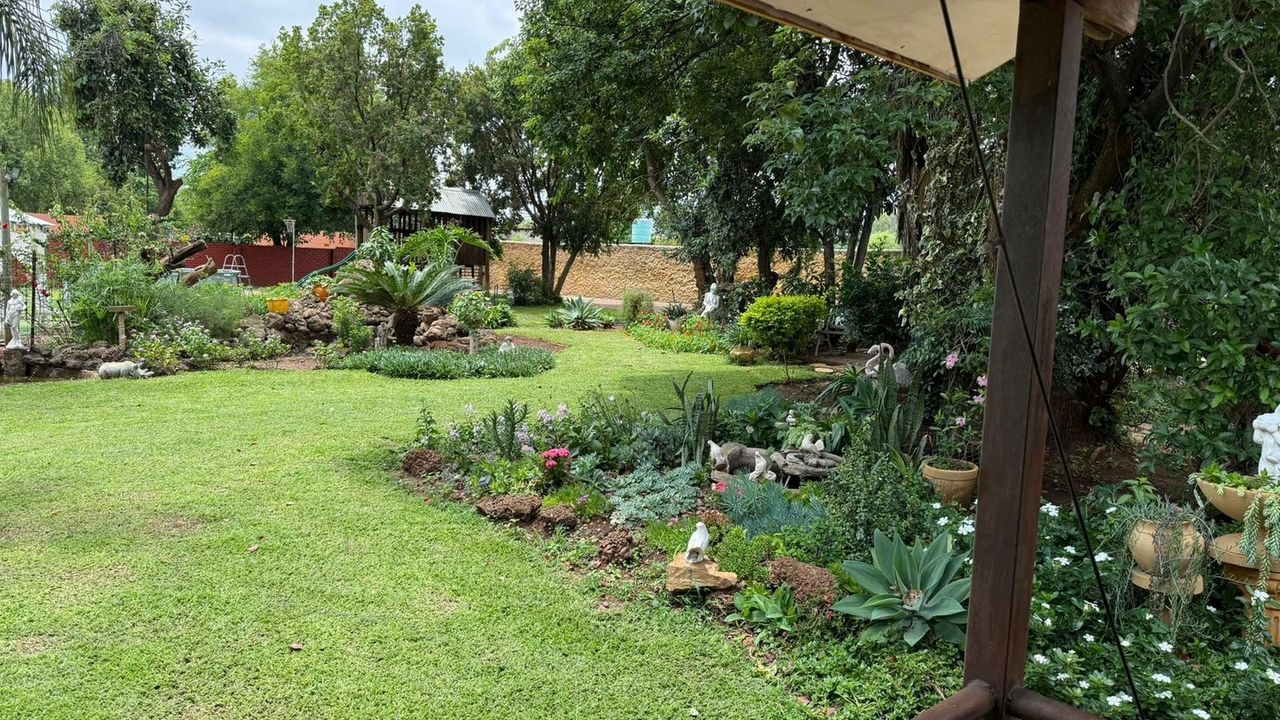 Photo 35 of 35