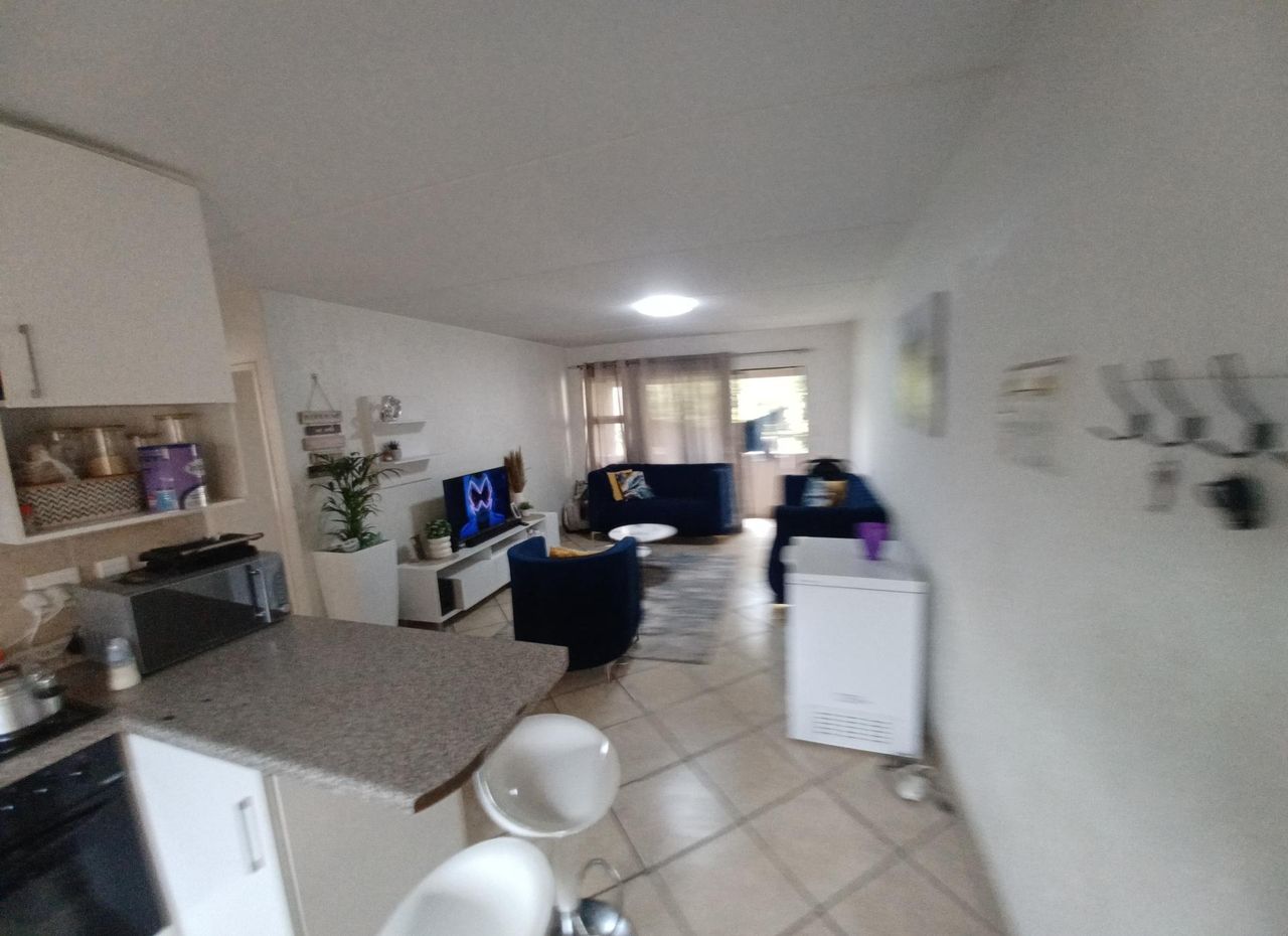 Photo 6 of 32