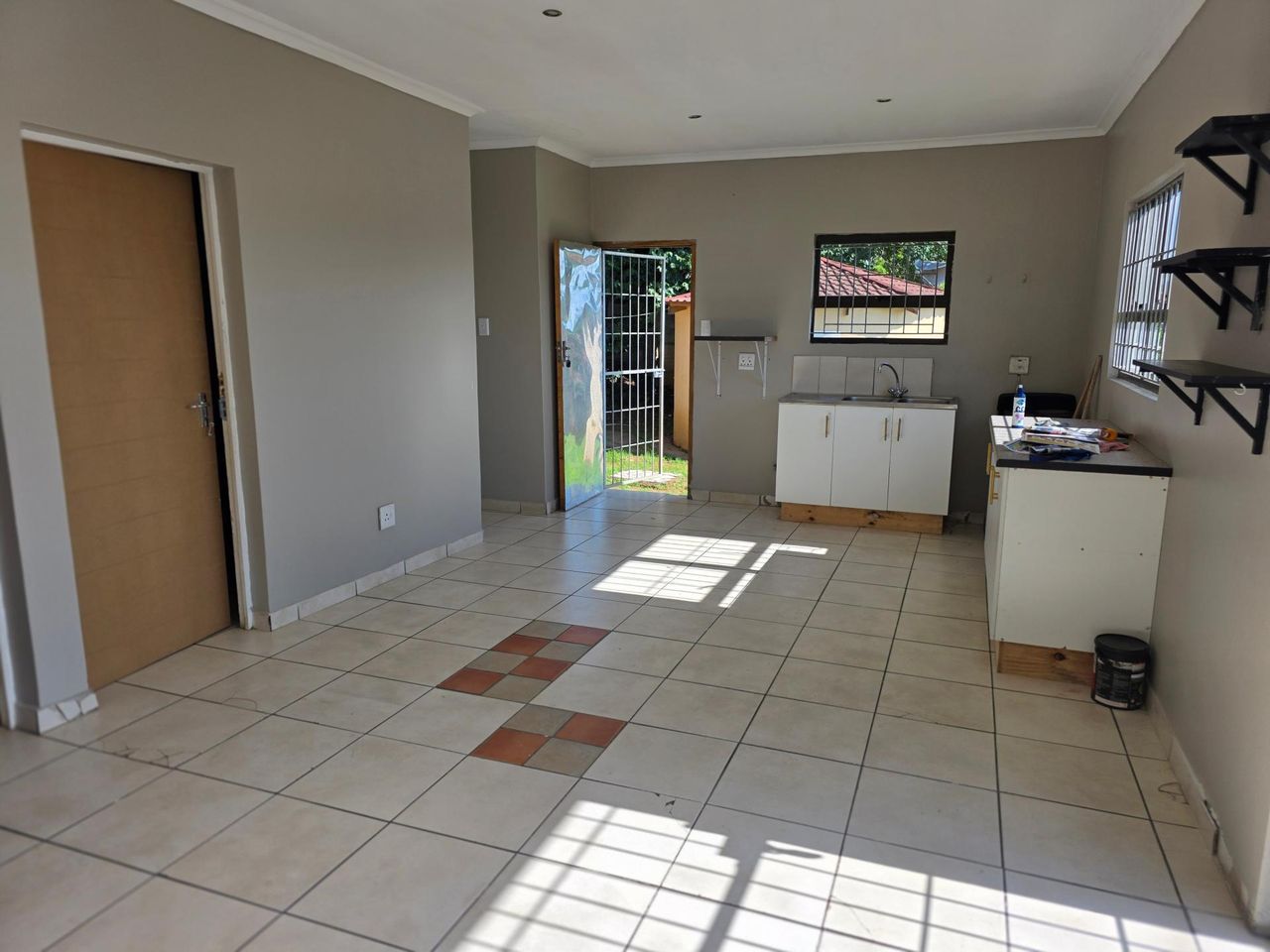 Photo 20 of 23