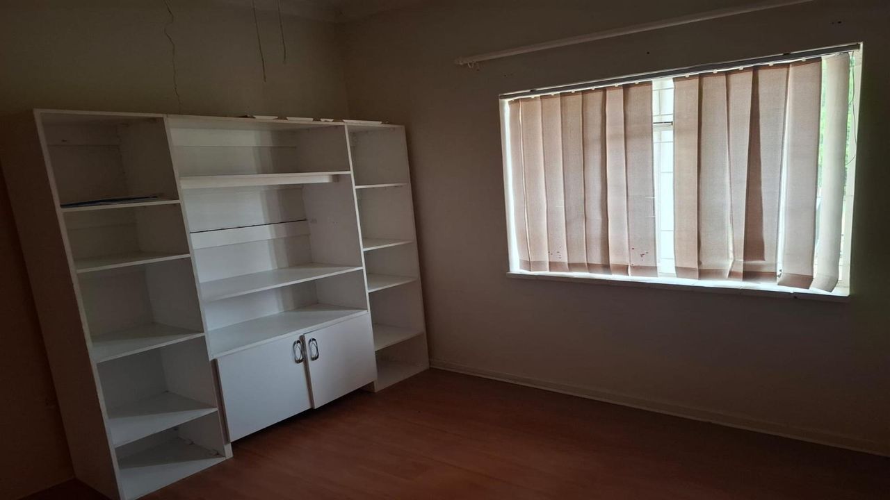 Photo 11 of 22