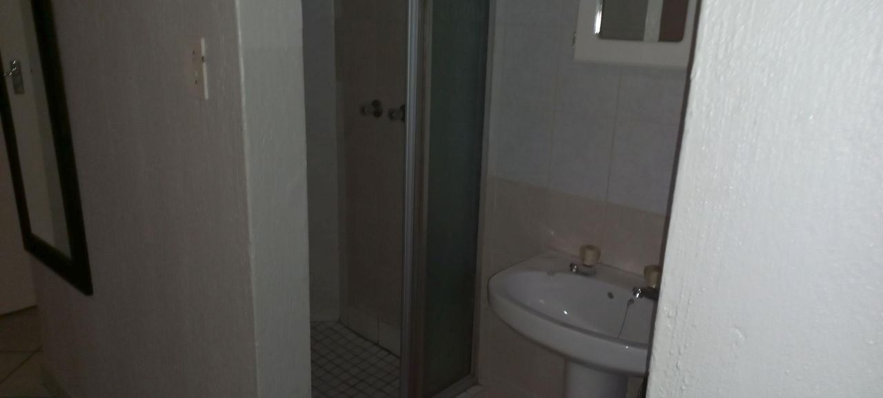 Photo 16 of 20