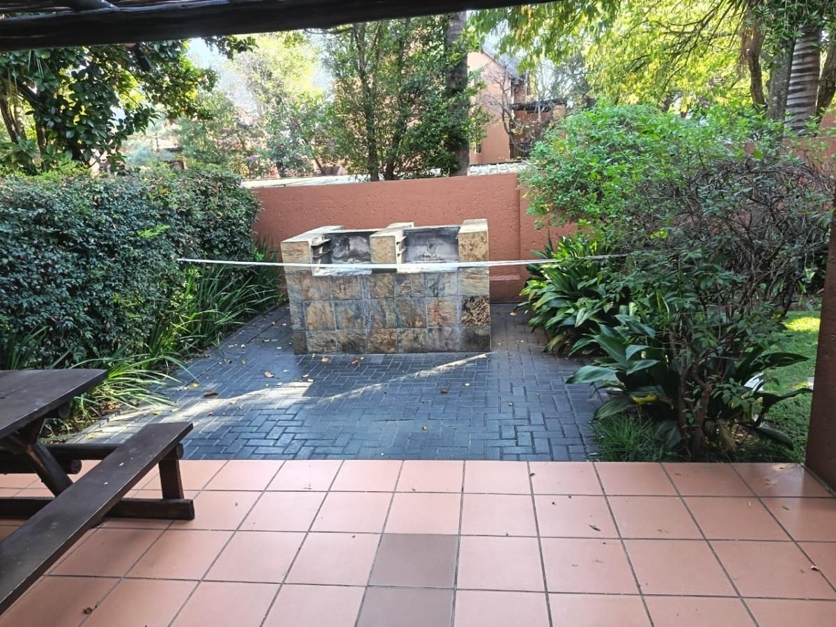 Photo 17 of 20