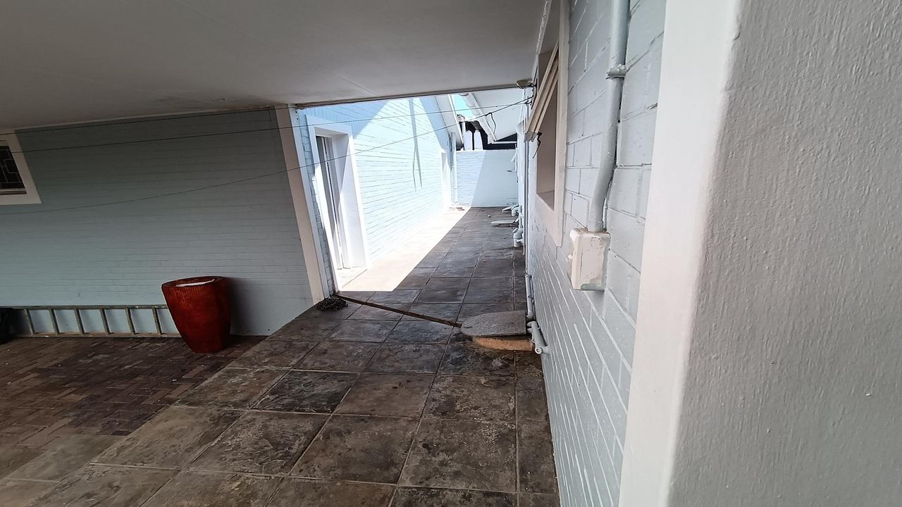 Photo 28 of 28