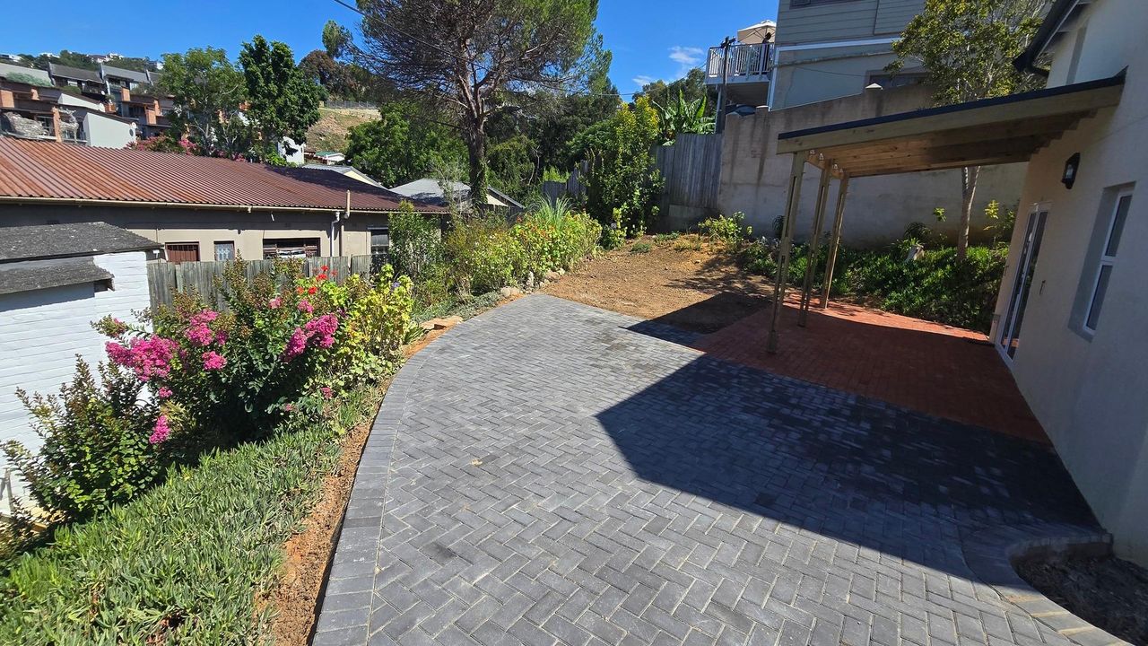 Photo 13 of 15