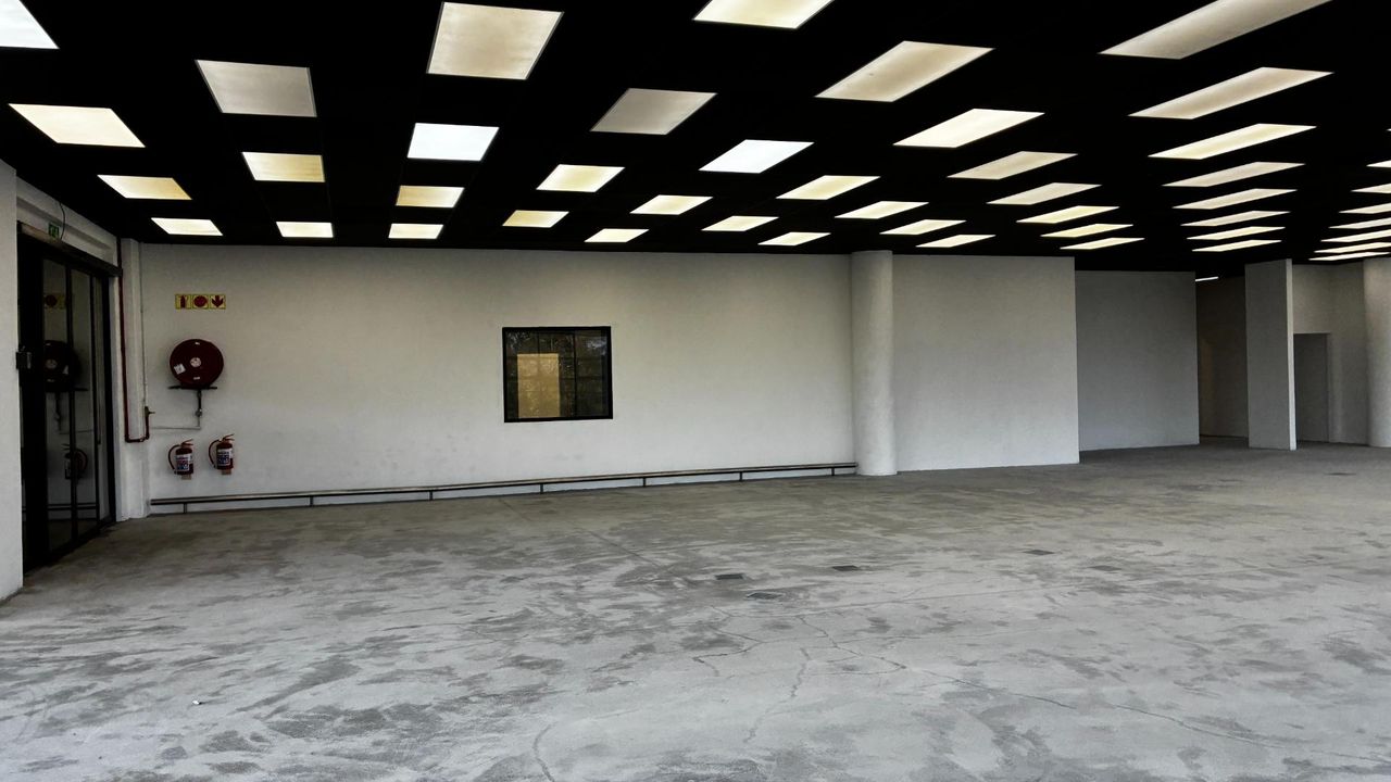 Photo of Commercial Property to let in Laser Park, Roodepoort