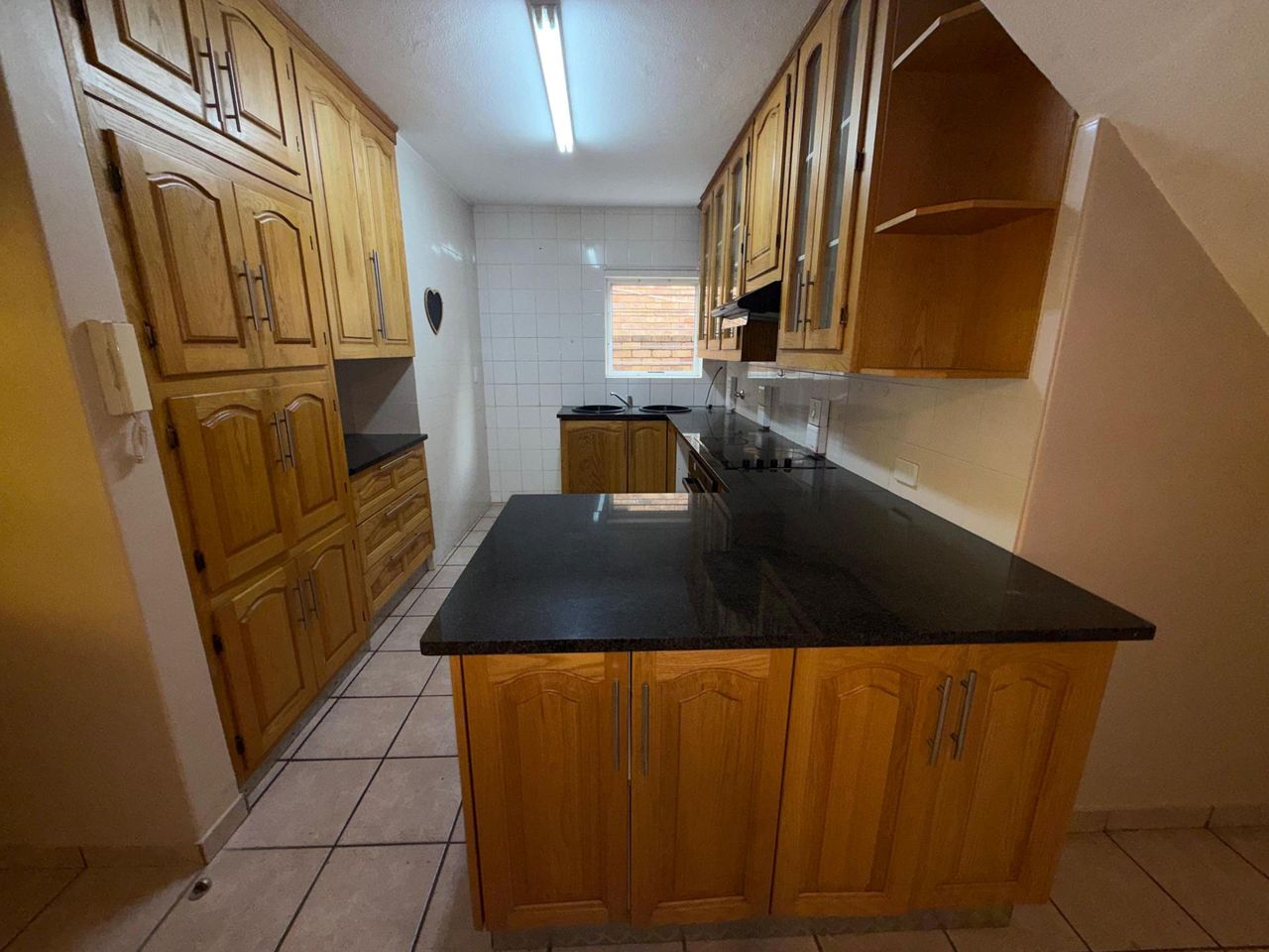 Photo 6 of 23