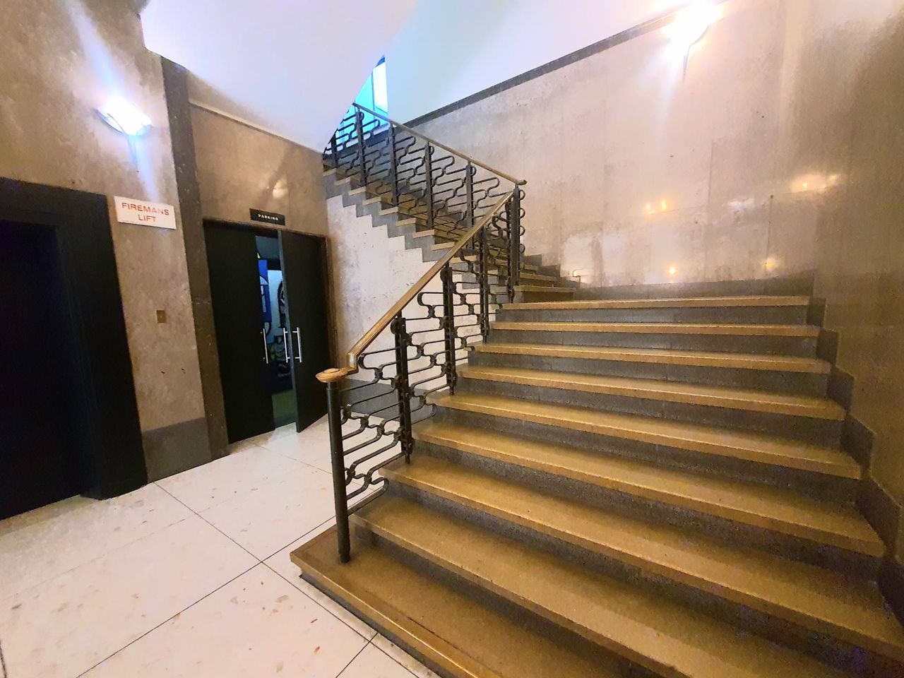Photo 15 of 17