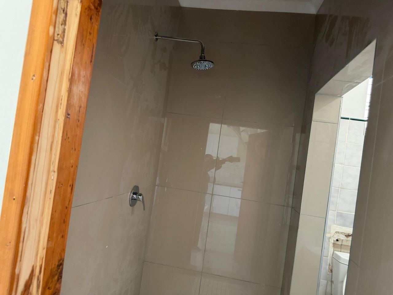 Photo 6 of 8