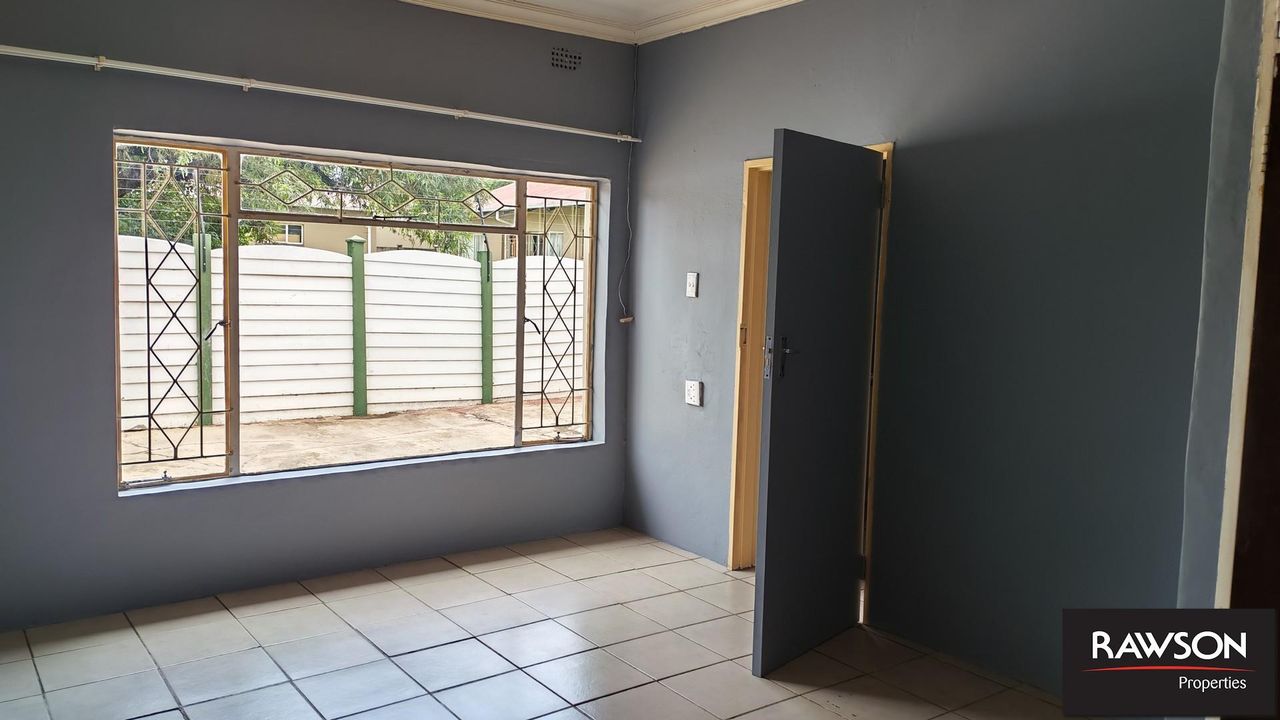 Photo 2 of 12