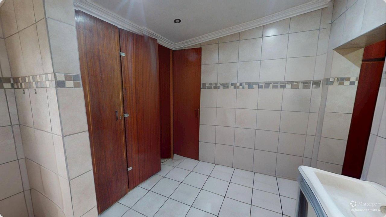 Photo 39 of 65