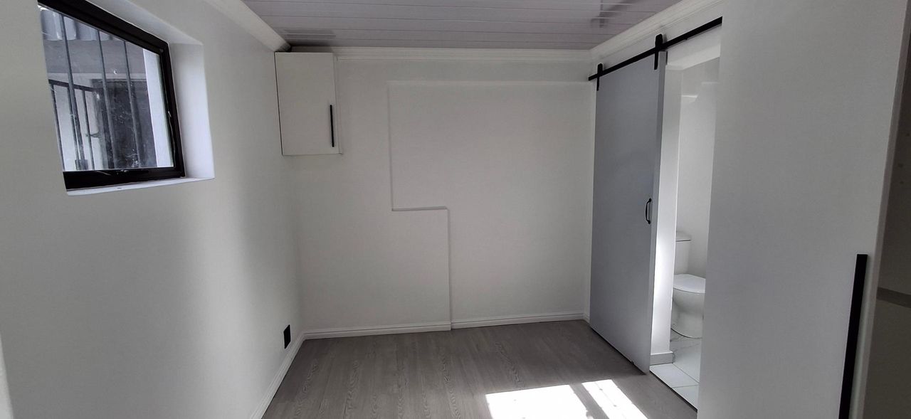 Photo 6 of 12