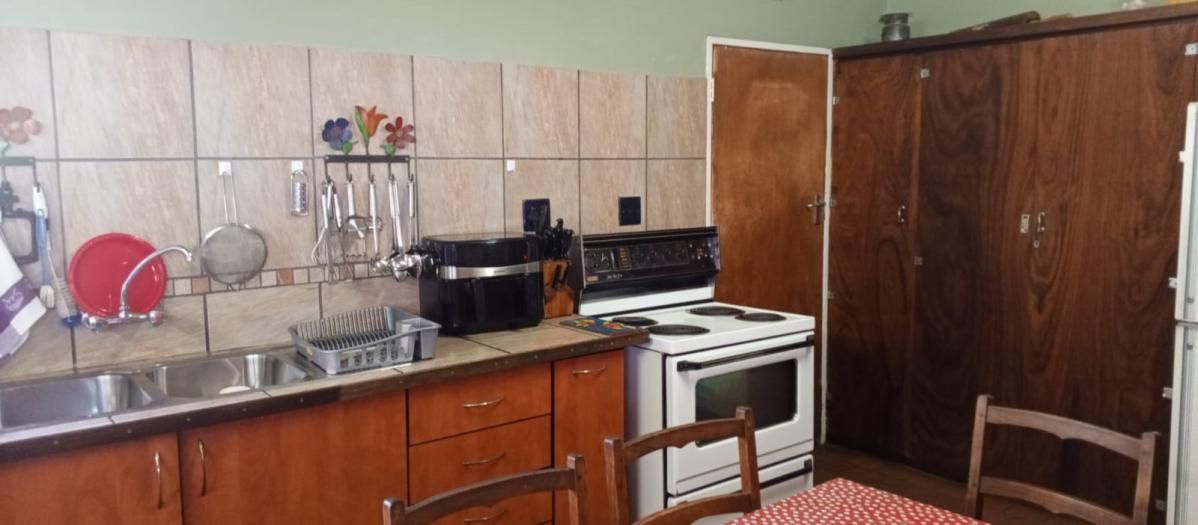 Photo 7 of 22