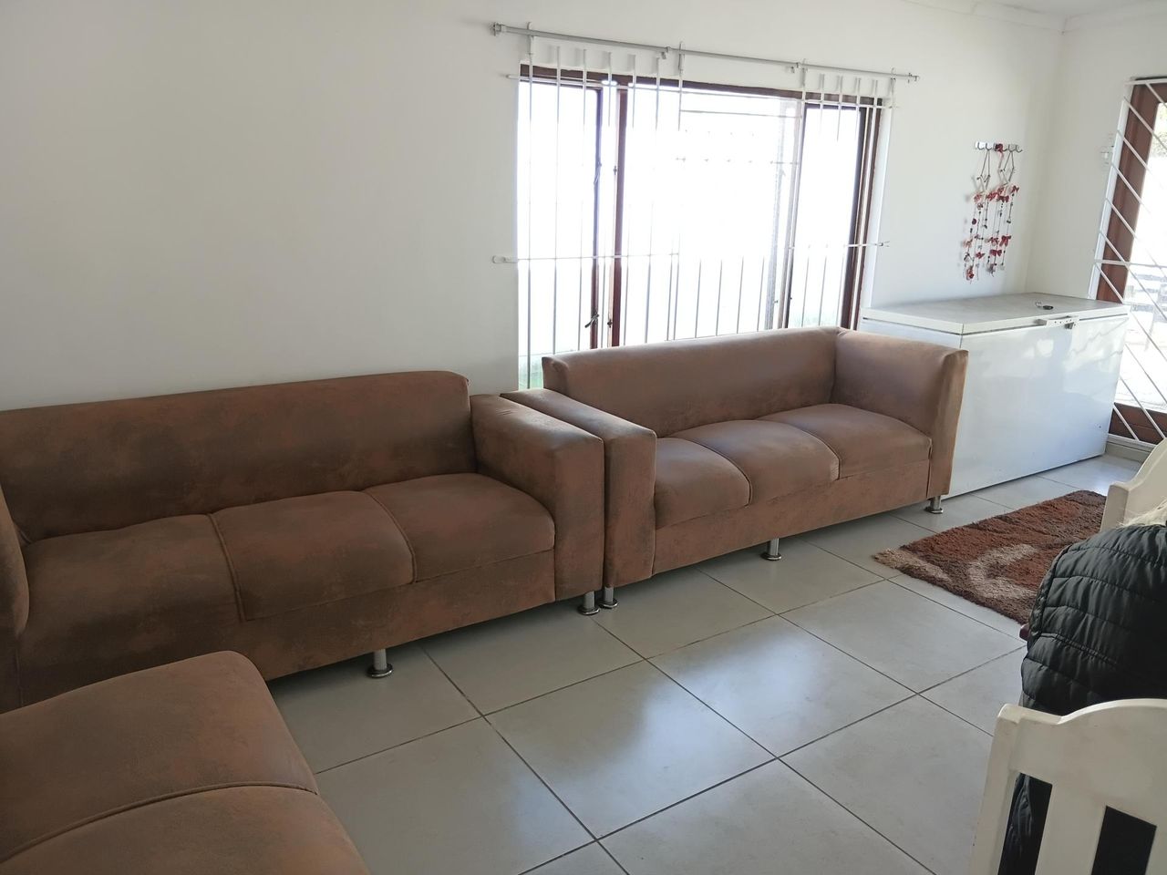 Photo 4 of 17