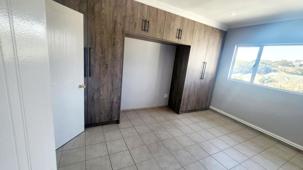 Photo 20 of 30