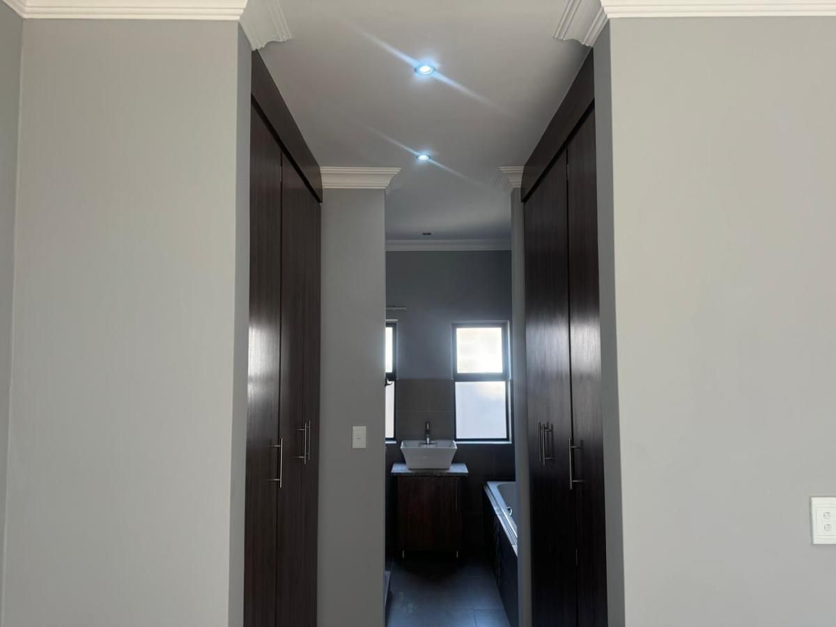 Photo of 3 Bedroom townhouse - sectional to rent in Trichardt, Secunda