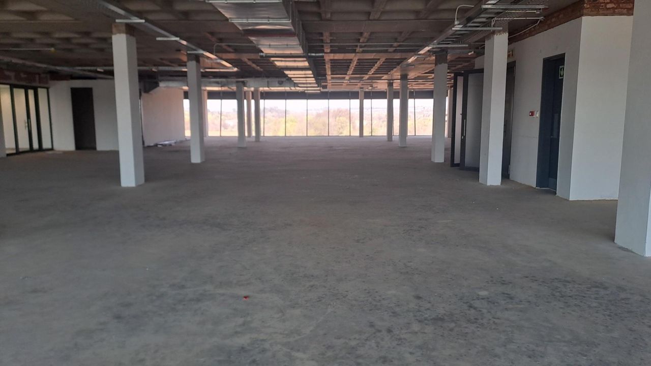Photo 13 of 14