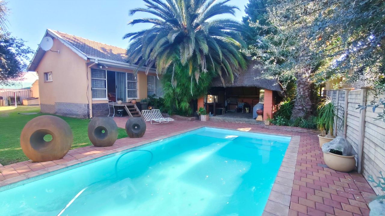 Photo of 4 Bedroom house for sale in Fichardt Park, Bloemfontein