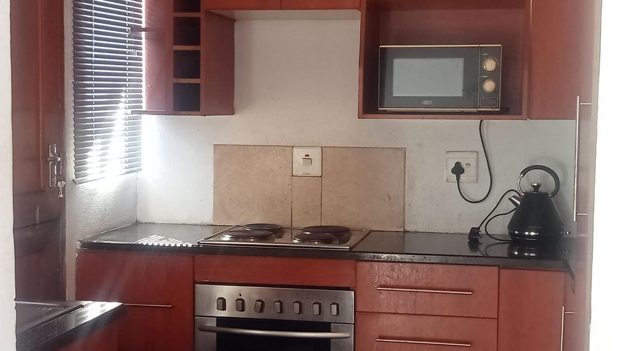 Photo 6 of 14