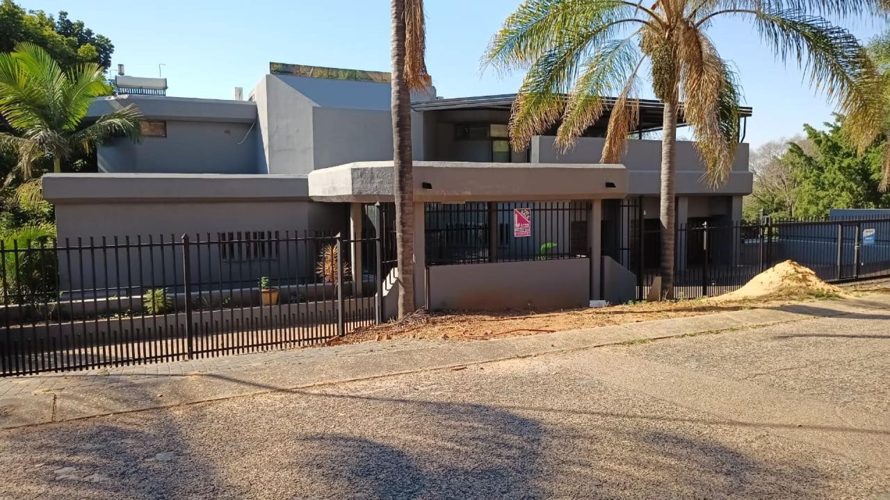 Photo of 10 Bedroom house for sale in Florauna, Pretoria