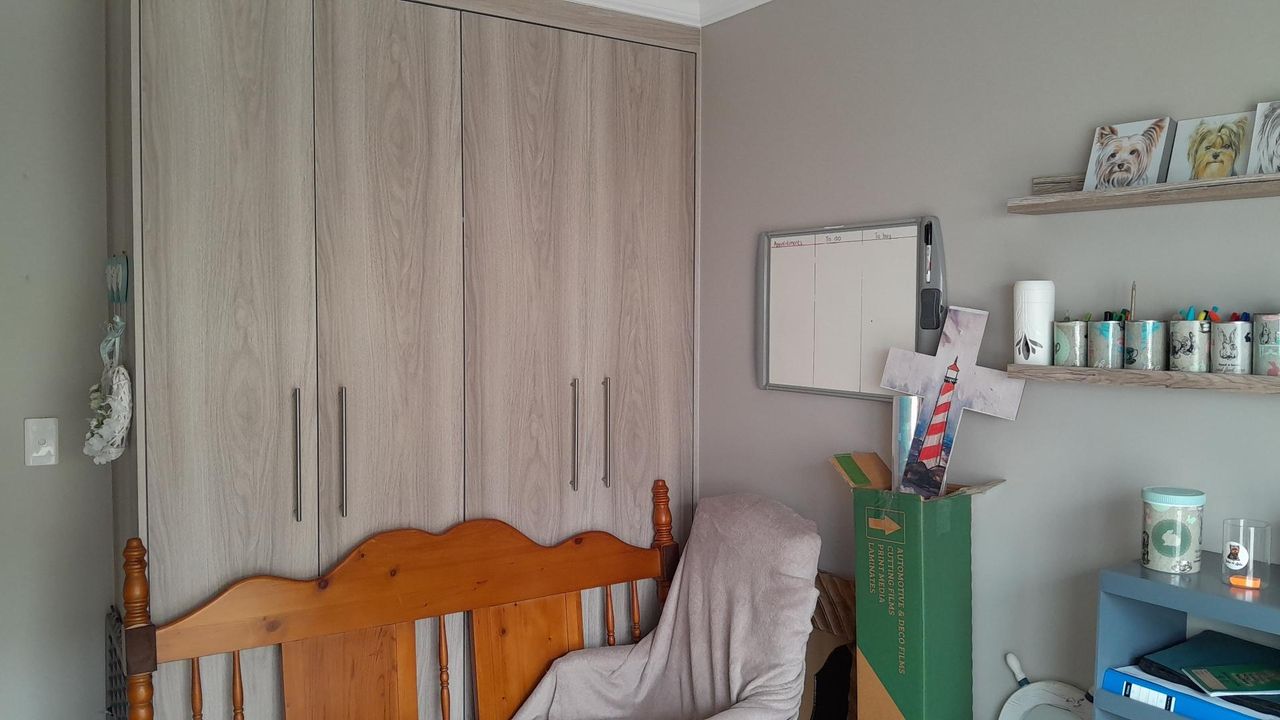 Photo 19 of 42