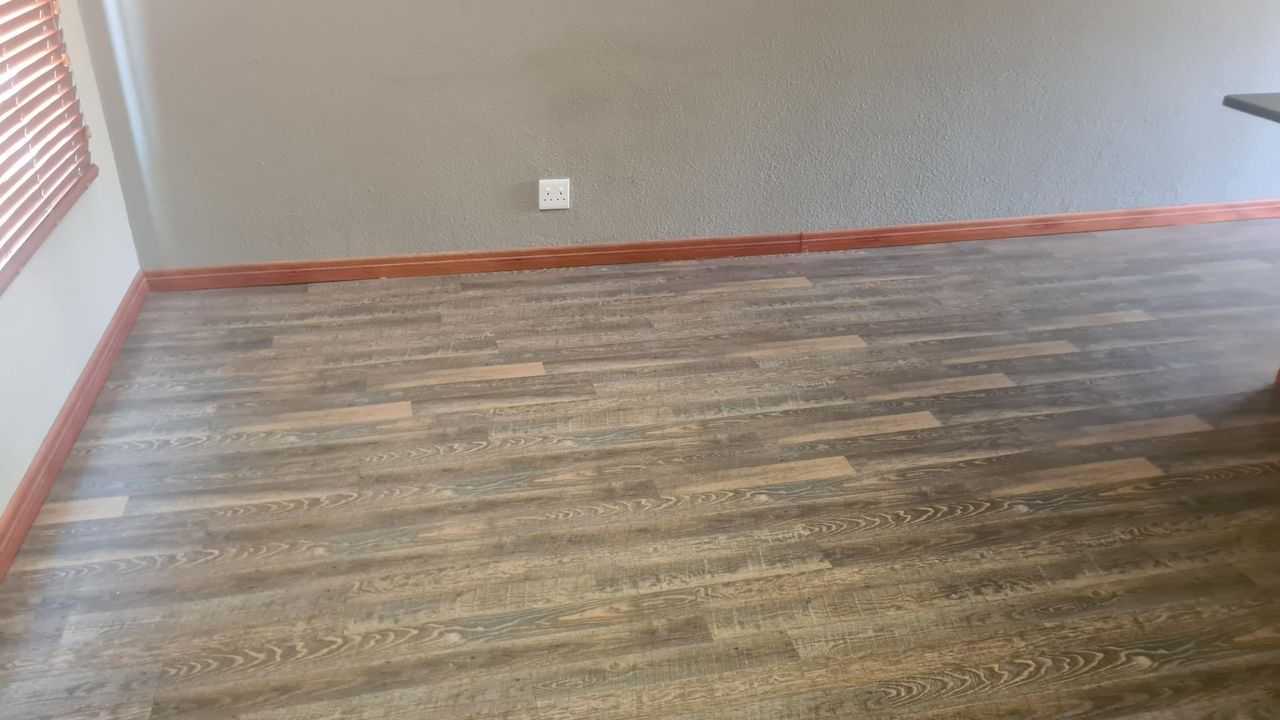Photo 9 of 25