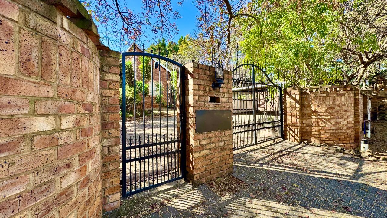 Photo of 3 Bedroom house for sale in Lyttelton Manor, Centurion