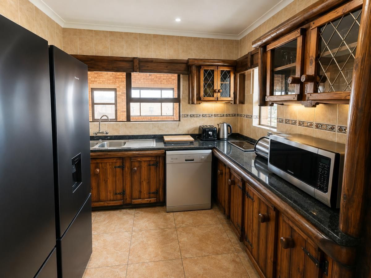 Photo of 8 Bedroom house for sale in Bredell, Kempton Park