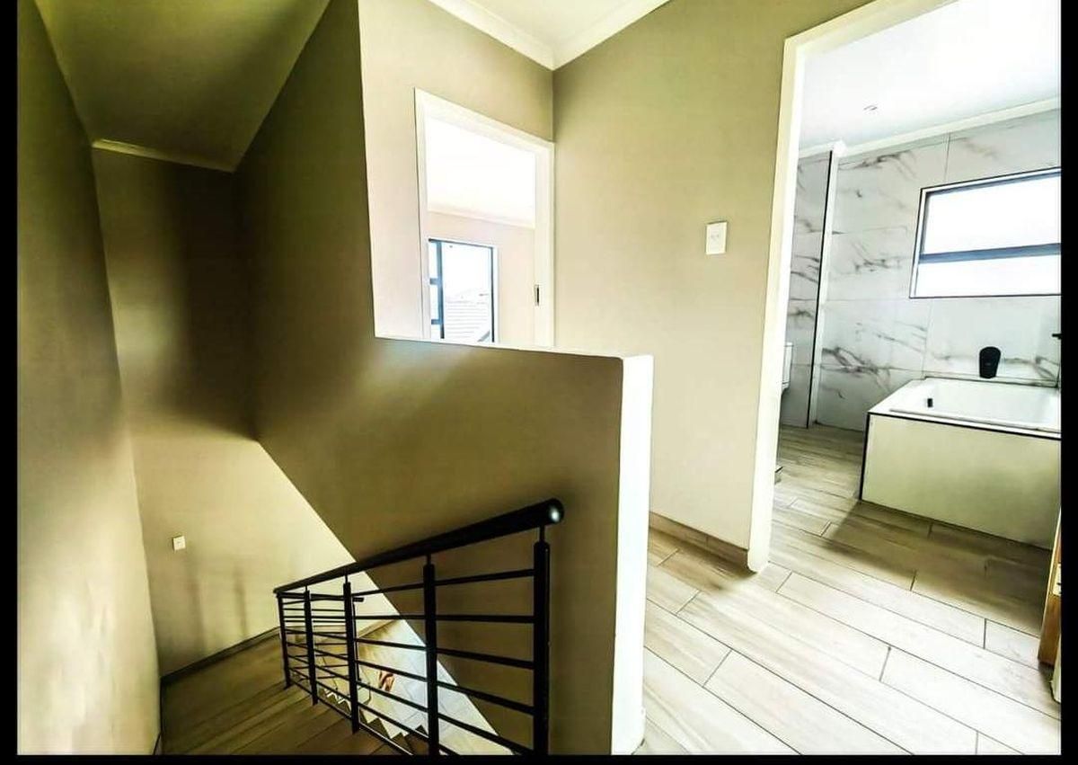 Photo of 2 Bedroom apartment to rent in Secunda