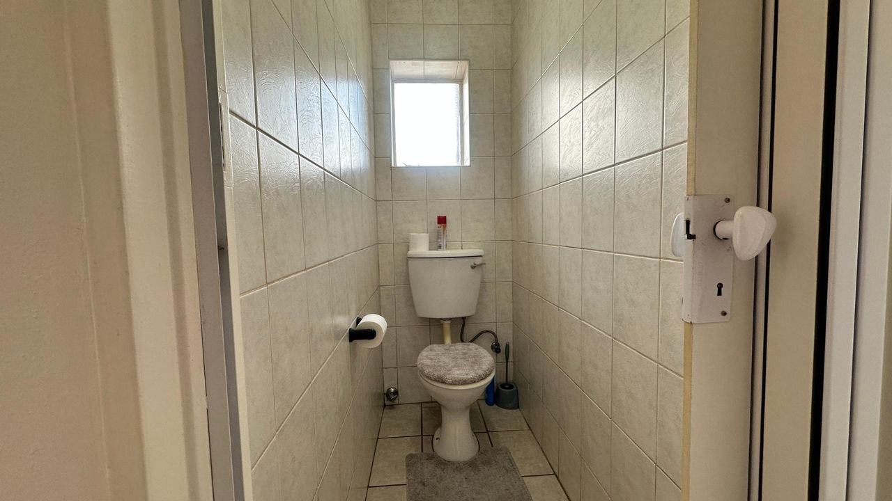 Photo 16 of 19