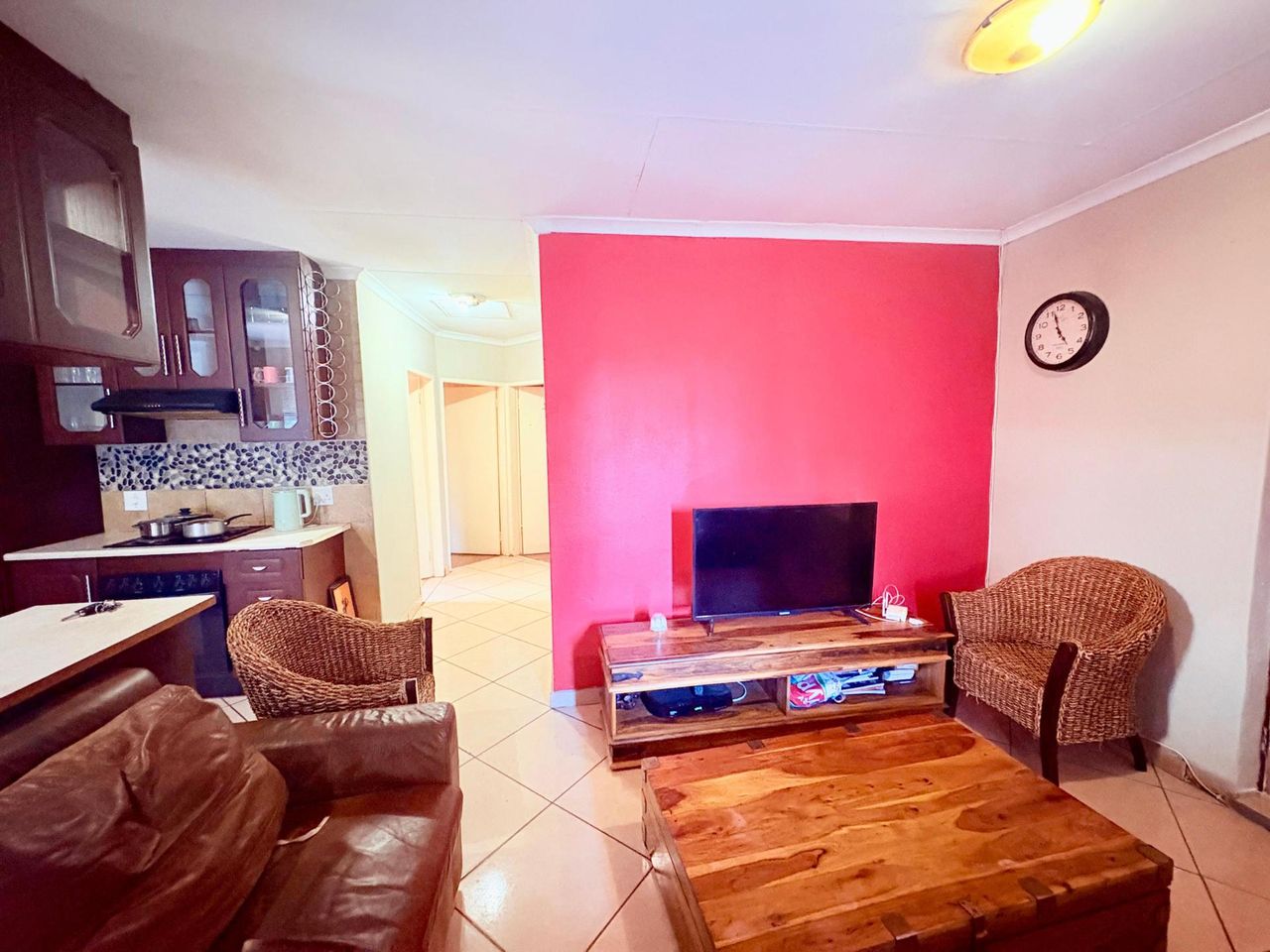 Photo 9 of 21
