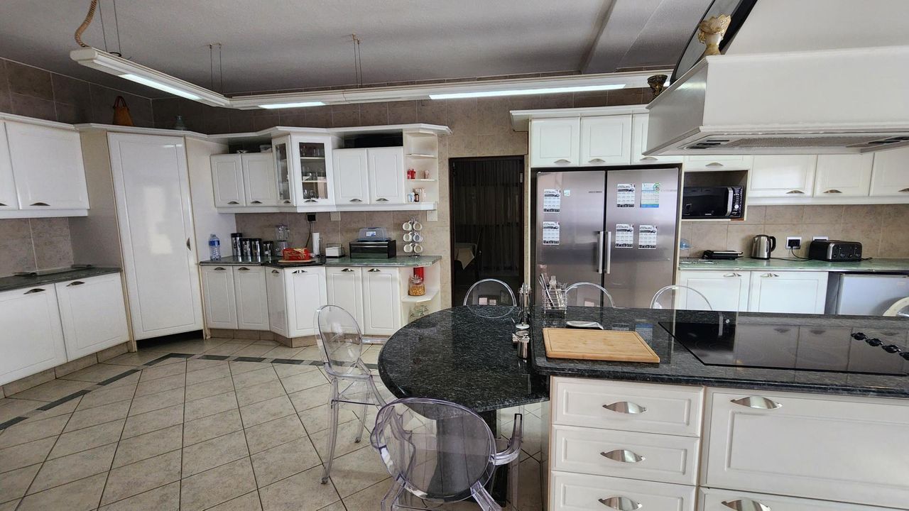Photo 10 of 45