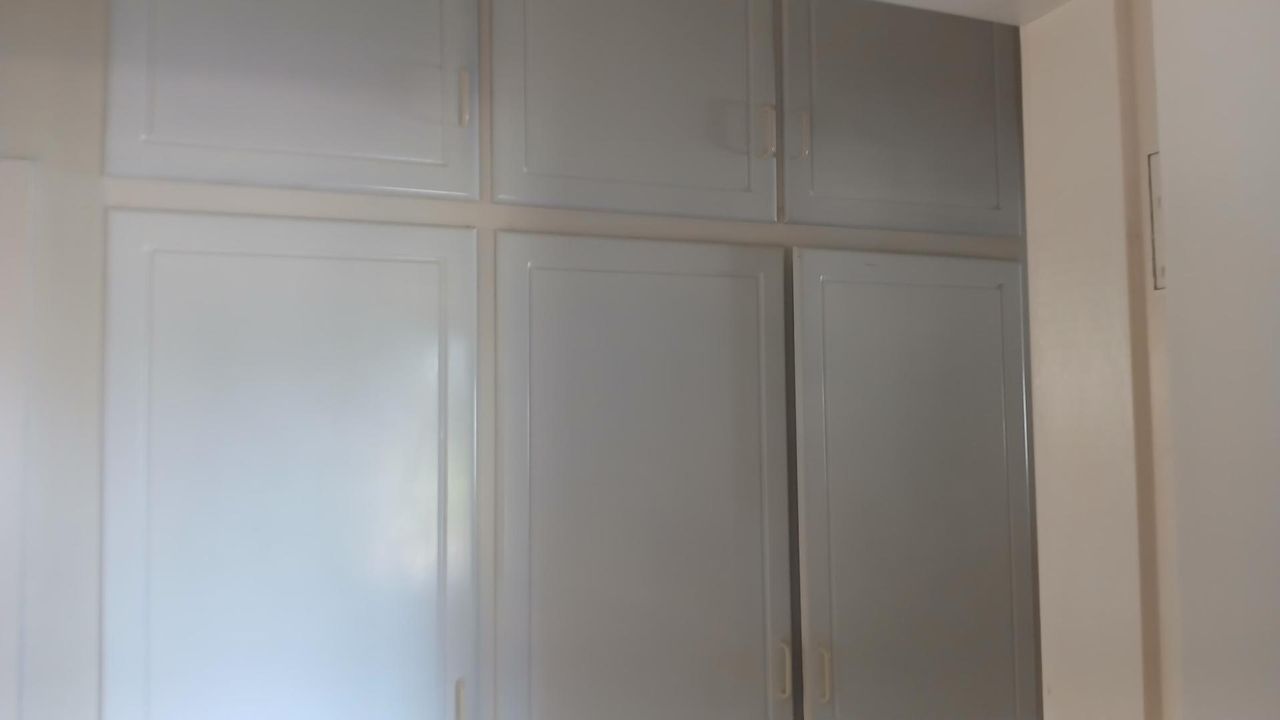 Photo 9 of 27