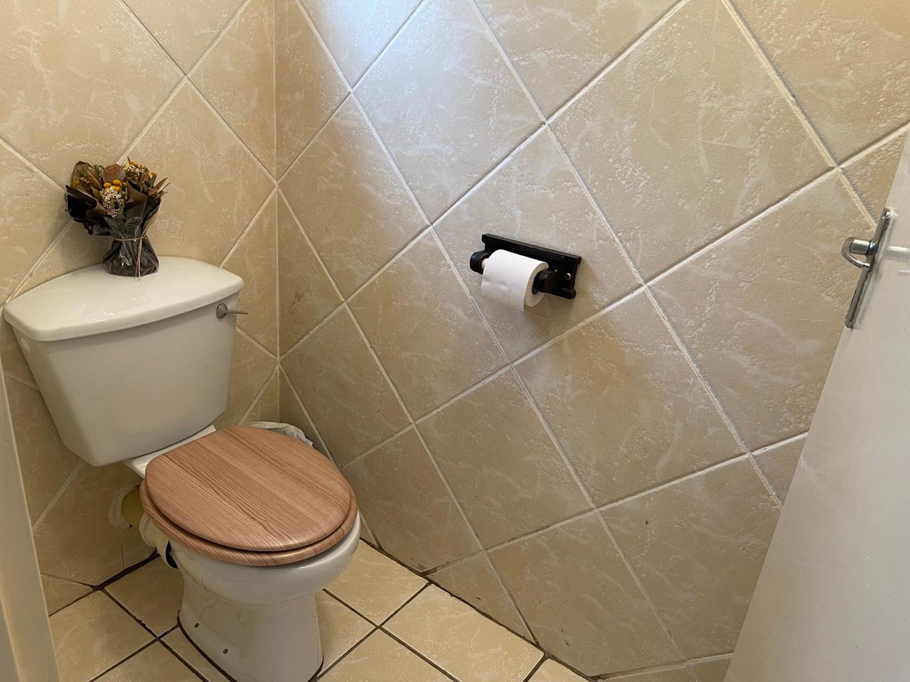 Photo 8 of 23