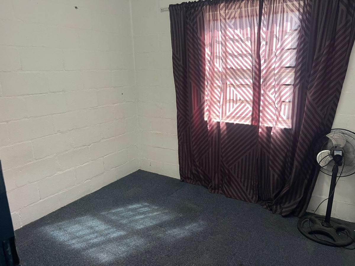 Photo 20 of 21