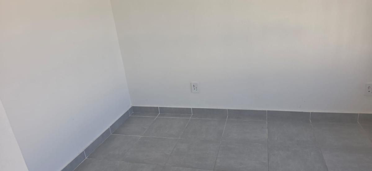Photo 16 of 23