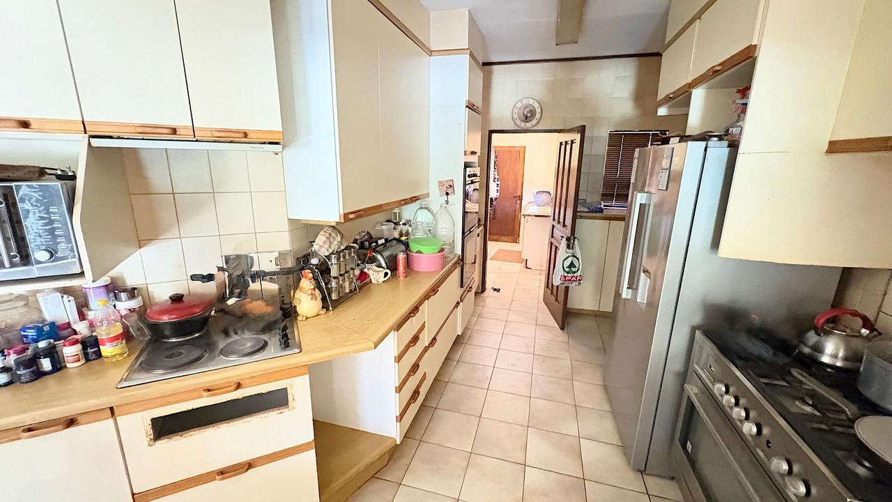 Photo 15 of 50