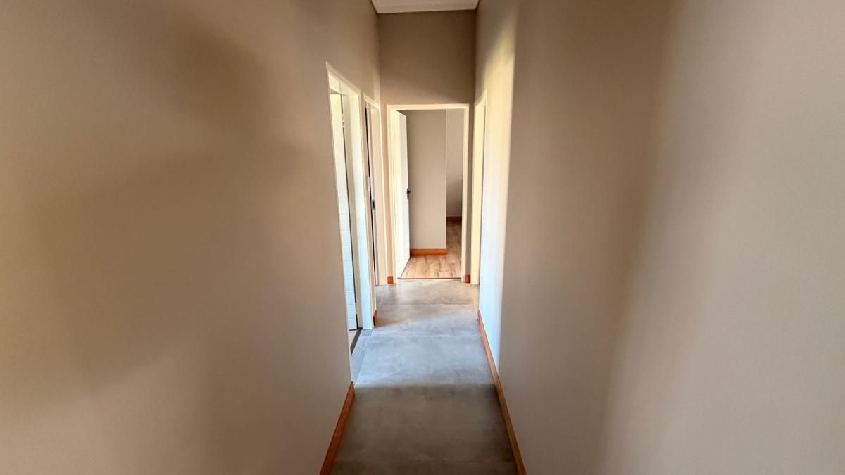 Photo 6 of 16