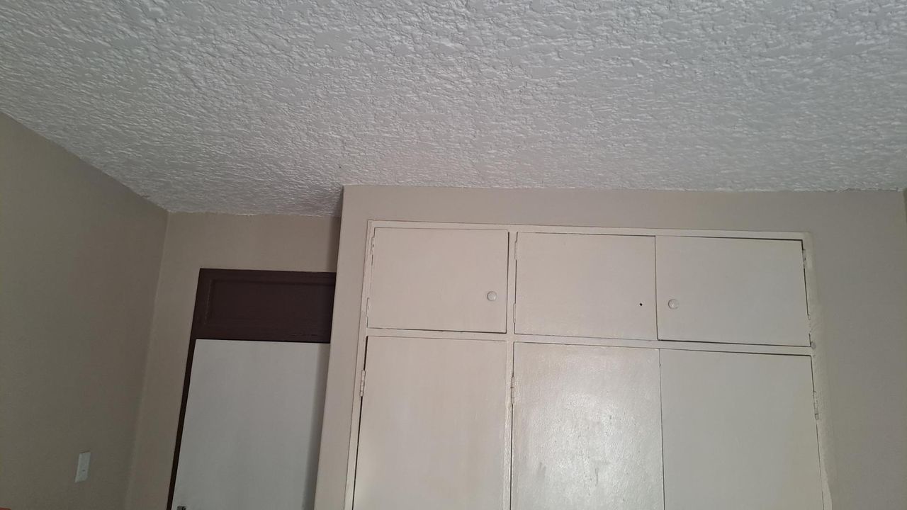 Photo 13 of 16