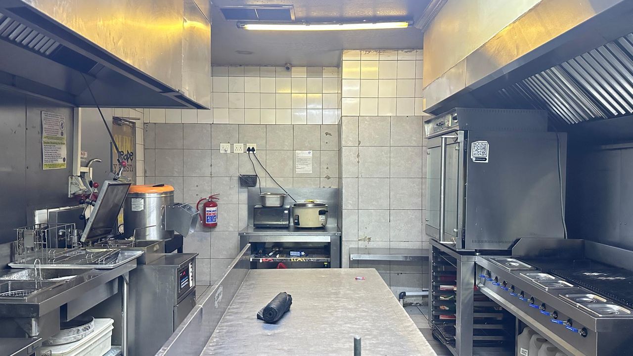 Photo 16 of 20