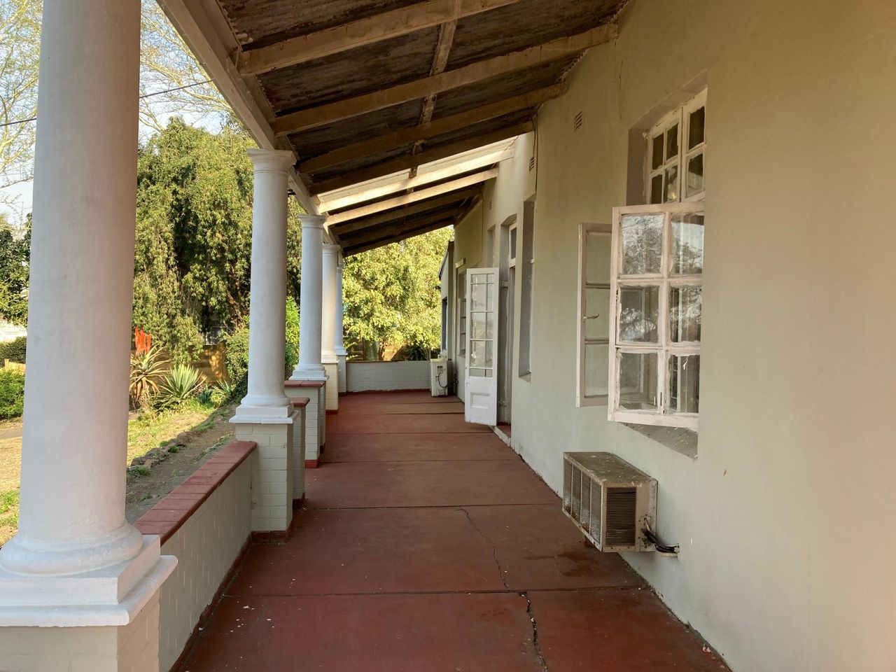 Photo 22 of 23