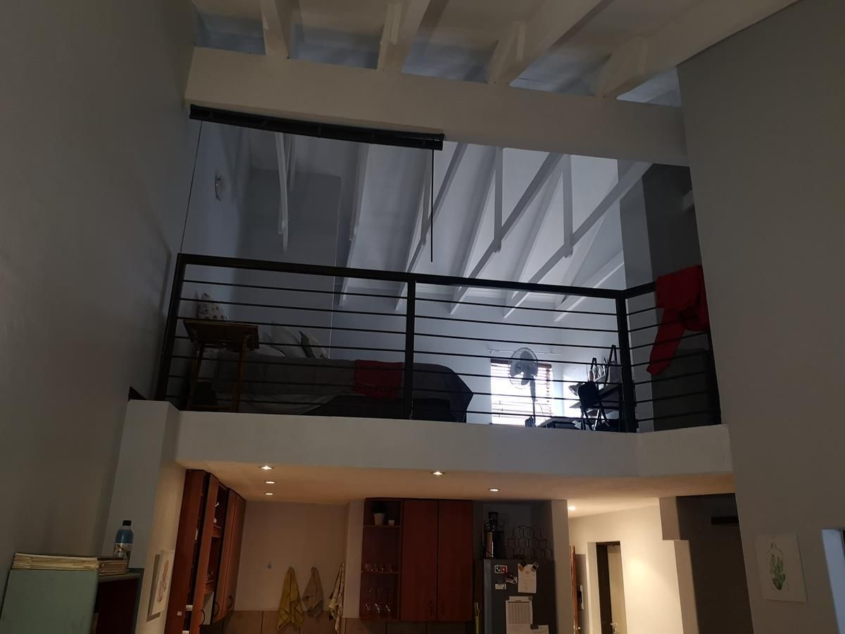 Photo 3 of 16