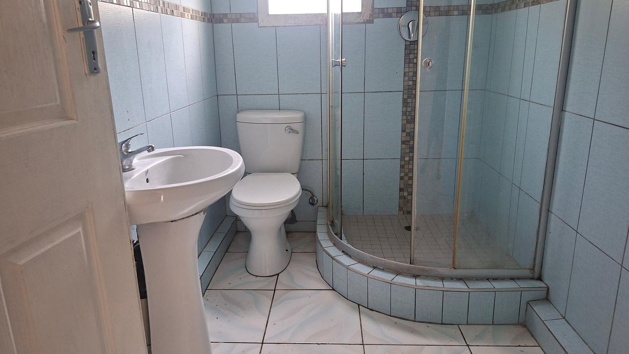 Photo of 2 Bedroom flat for sale in Stanmore, Phoenix
