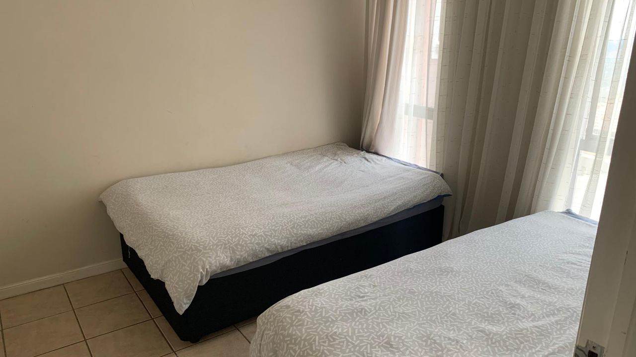 Photo 10 of 21