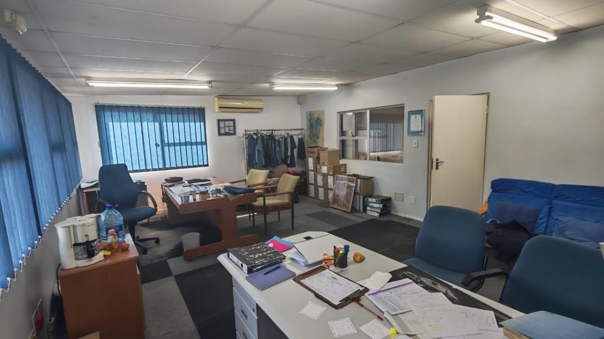 Photo 2 of 21