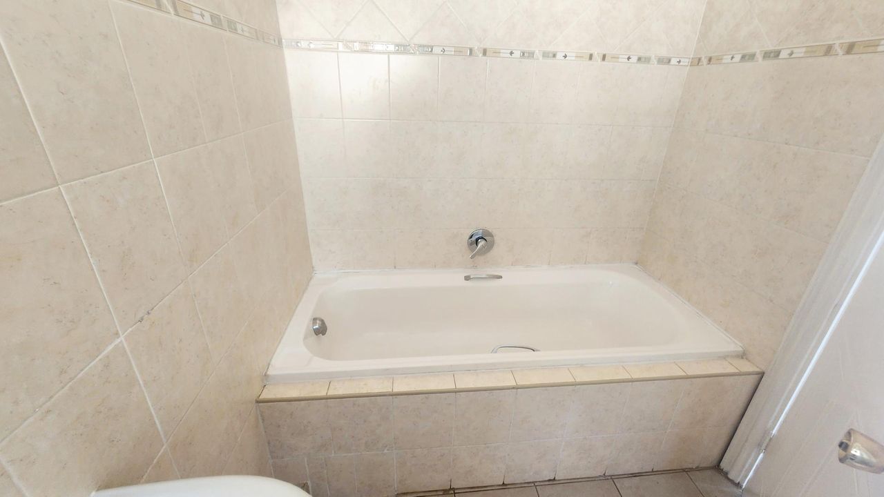 Photo 21 of 21