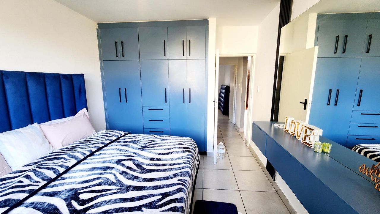 Photo of 2 Bedroom apartment for sale in Mount Edgecombe North