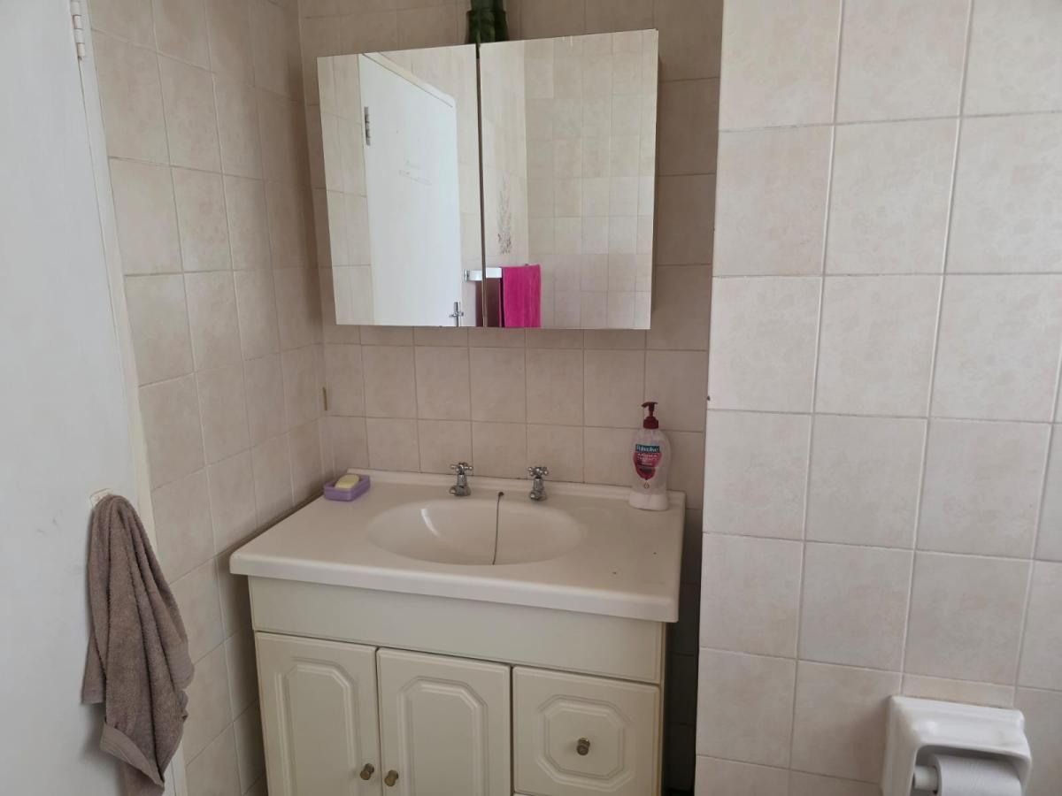 Photo 16 of 40