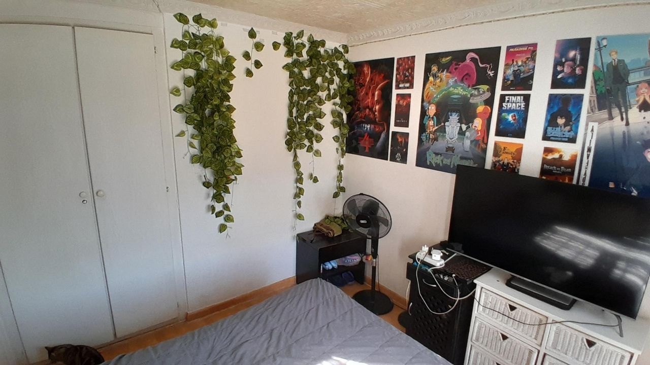 Photo 13 of 21